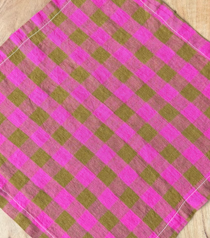 Smooth Linen Napkin- JUMBO GINGHAM IN FUCHSIA AND OCHRE